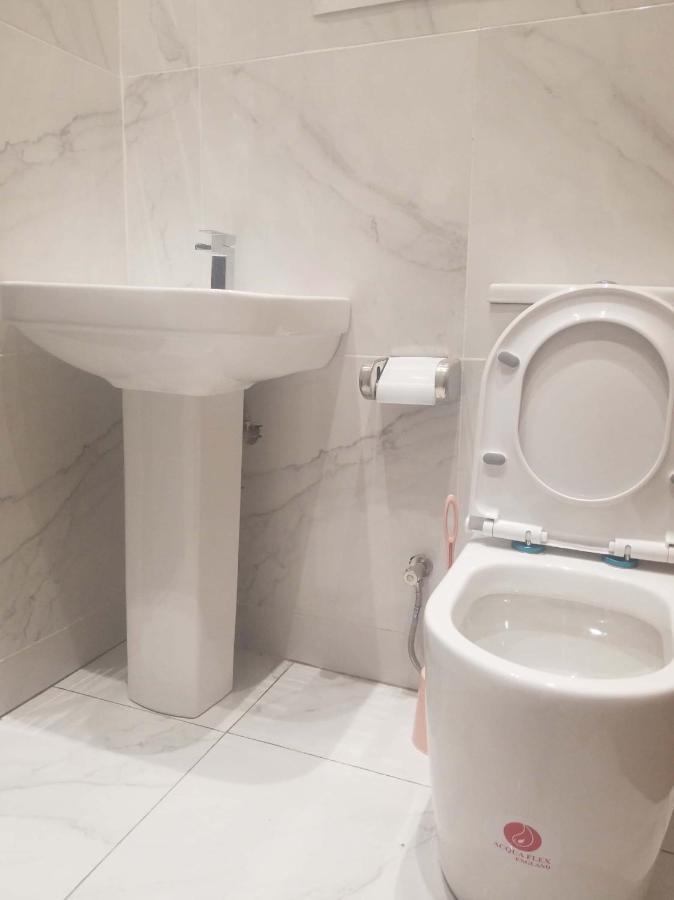 House X Hotel อาบูจา ภายนอก รูปภาพ