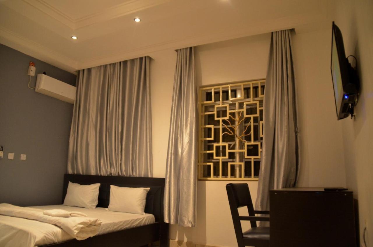 House X Hotel อาบูจา ภายนอก รูปภาพ